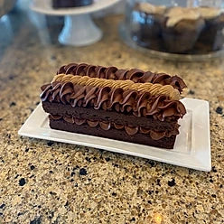 Brownie Cake (3 x 6 clamshell)